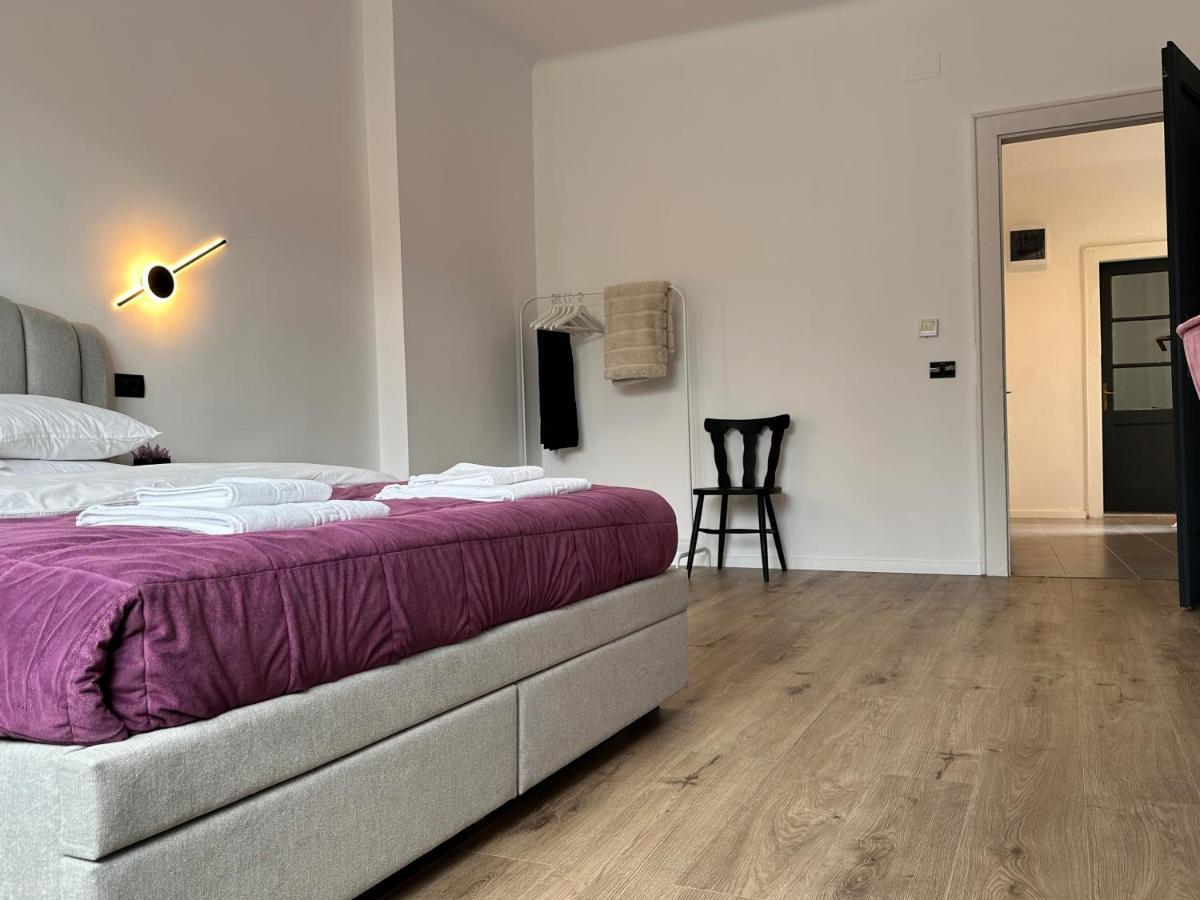 Peaceful Condo For Romantic Getaways Near Black Church - 3Min Walk Braşov Extérieur photo