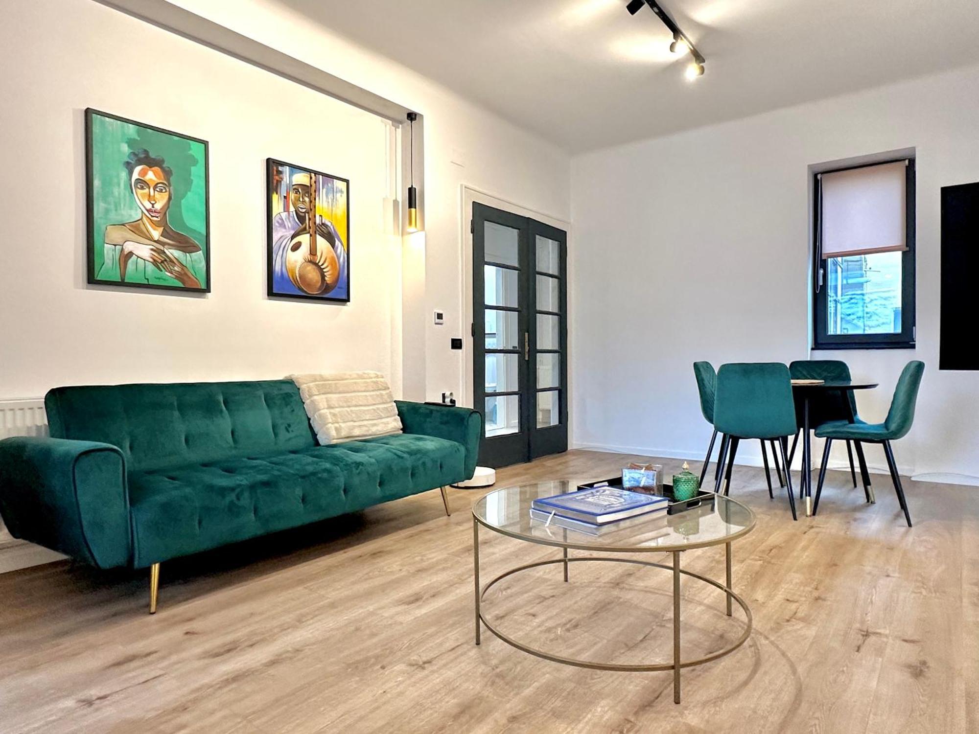 Peaceful Condo For Romantic Getaways Near Black Church - 3Min Walk Braşov Extérieur photo